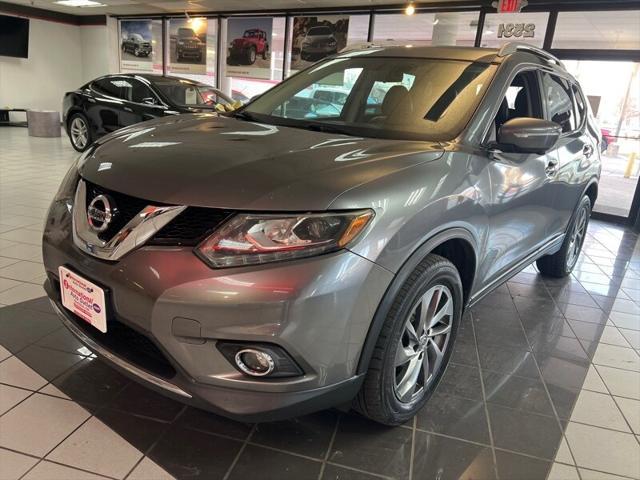 used 2015 Nissan Rogue car, priced at $10,995