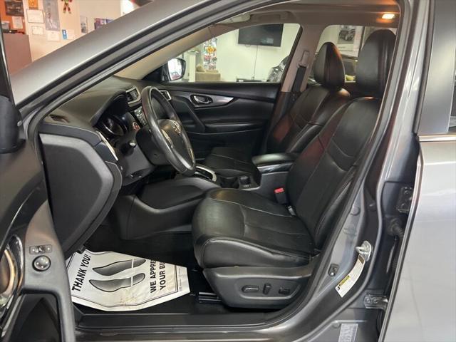 used 2015 Nissan Rogue car, priced at $10,995