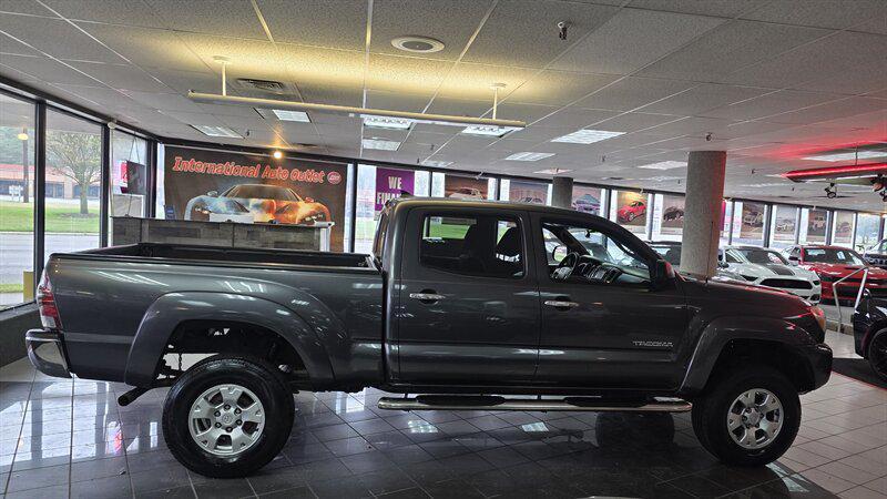 used 2015 Toyota Tacoma car, priced at $18,995