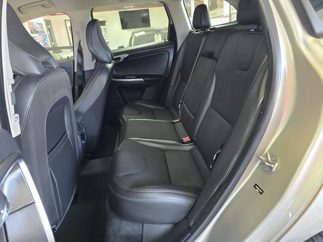 used 2015 Volvo XC60 car, priced at $9,995