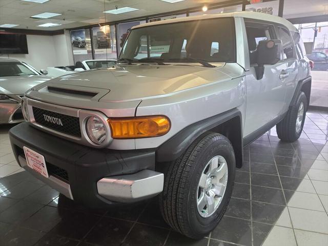 used 2007 Toyota FJ Cruiser car, priced at $14,995