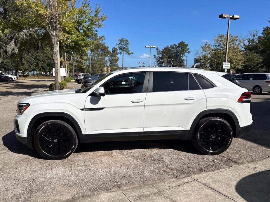 new 2025 Volkswagen Atlas Cross Sport car, priced at $45,511