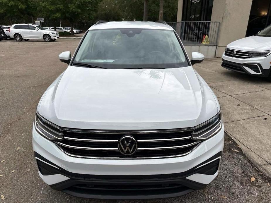 new 2024 Volkswagen Tiguan car, priced at $31,311