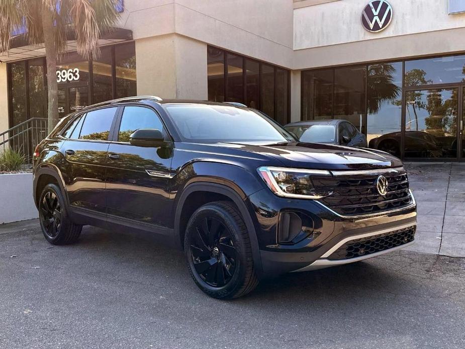 new 2025 Volkswagen Atlas Cross Sport car, priced at $45,511