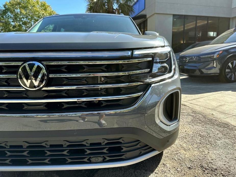 new 2025 Volkswagen Atlas car, priced at $46,036