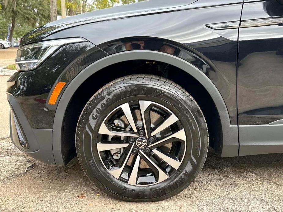 new 2024 Volkswagen Tiguan car, priced at $31,311