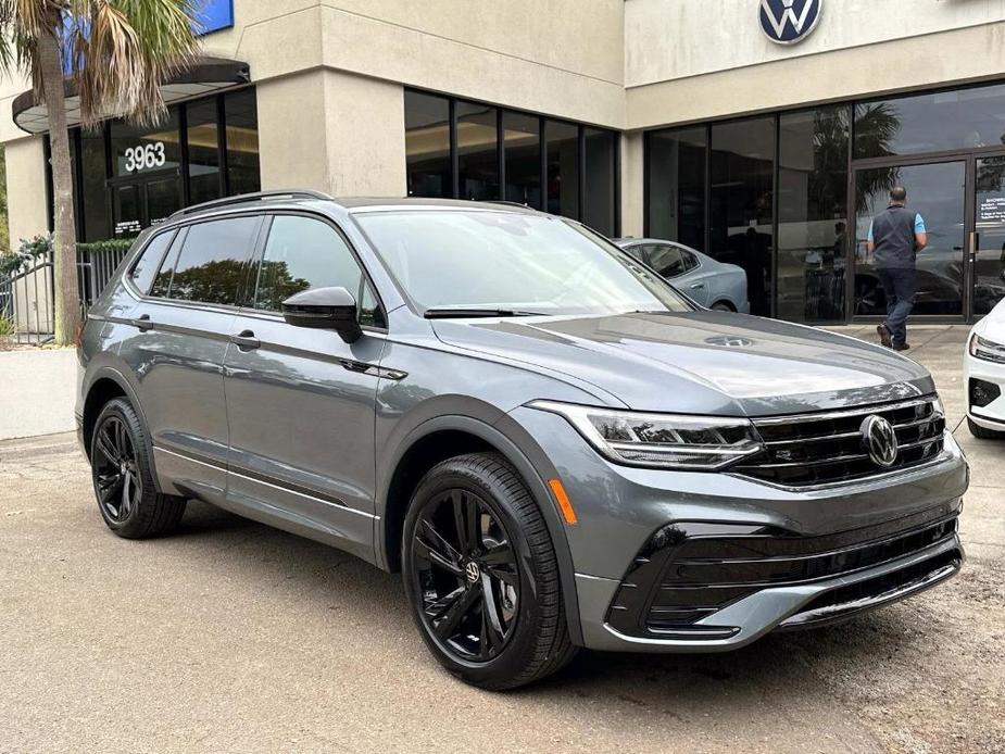 new 2024 Volkswagen Tiguan car, priced at $37,161