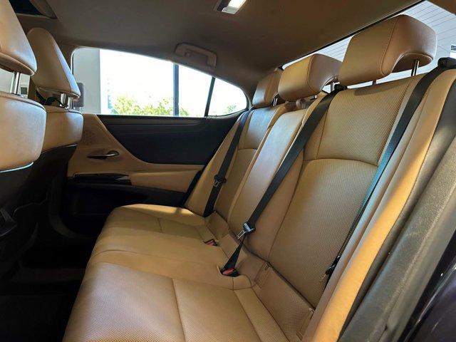 used 2022 Lexus ES 350 car, priced at $39,400