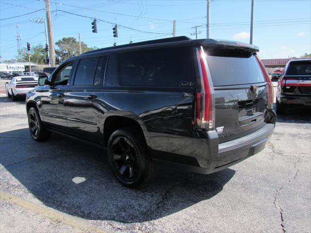 used 2019 Cadillac Escalade ESV car, priced at $33,386