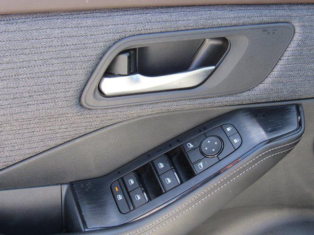 used 2023 Nissan Rogue car, priced at $20,999