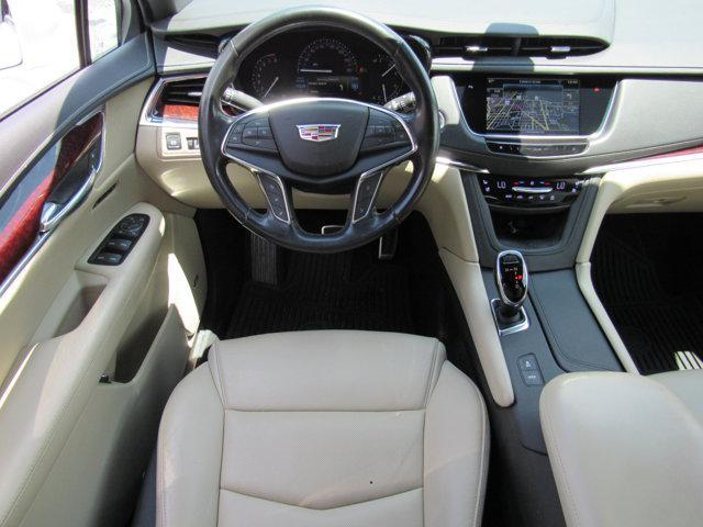 used 2019 Cadillac XT5 car, priced at $19,999