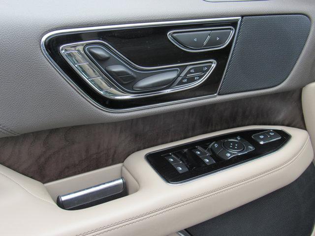 used 2022 Lincoln Navigator car, priced at $59,999