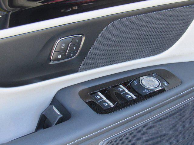 new 2025 Lincoln Nautilus car, priced at $55,735