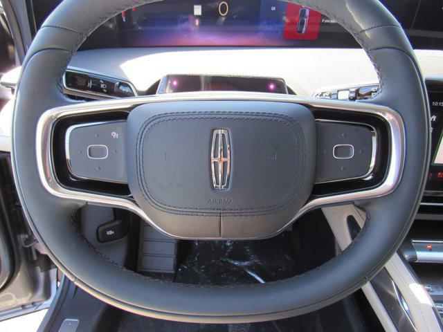new 2025 Lincoln Nautilus car, priced at $55,735