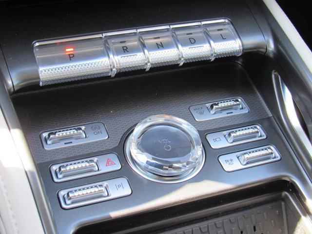 new 2025 Lincoln Nautilus car, priced at $55,735