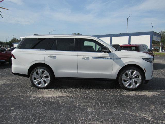 new 2025 Lincoln Navigator car, priced at $109,055