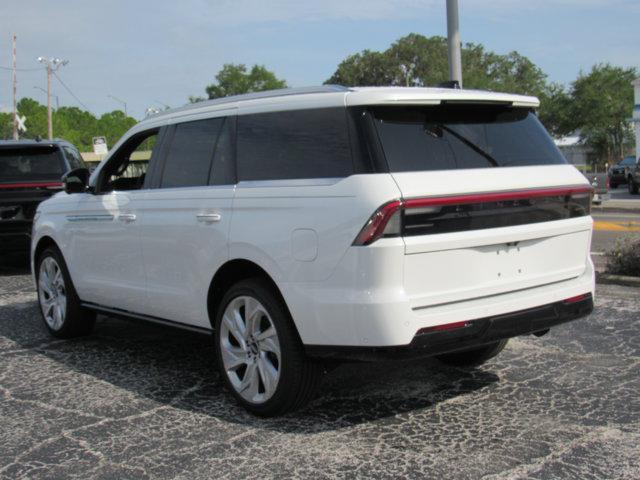new 2025 Lincoln Navigator car, priced at $109,055