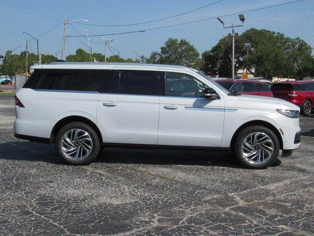 new 2025 Lincoln Navigator car, priced at $109,050
