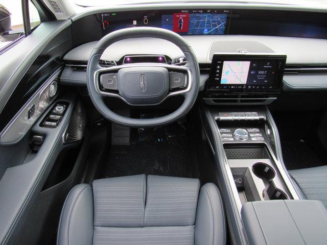 new 2025 Lincoln Nautilus car, priced at $68,910