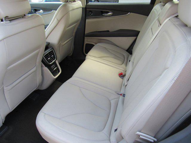 used 2020 Lincoln Nautilus car, priced at $25,999