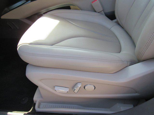 used 2022 Lincoln Nautilus car, priced at $35,999