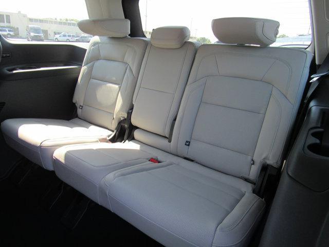 new 2025 Lincoln Navigator car, priced at $106,060