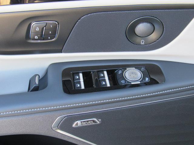 new 2025 Lincoln Nautilus car, priced at $65,025
