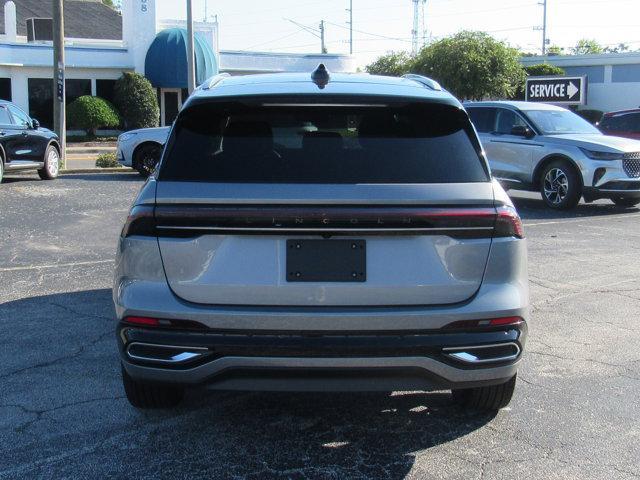 new 2025 Lincoln Nautilus car, priced at $65,025