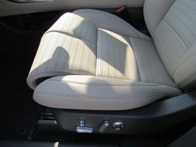 new 2025 Lincoln Nautilus car, priced at $70,305