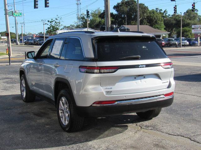 used 2022 Jeep Grand Cherokee car, priced at $31,999