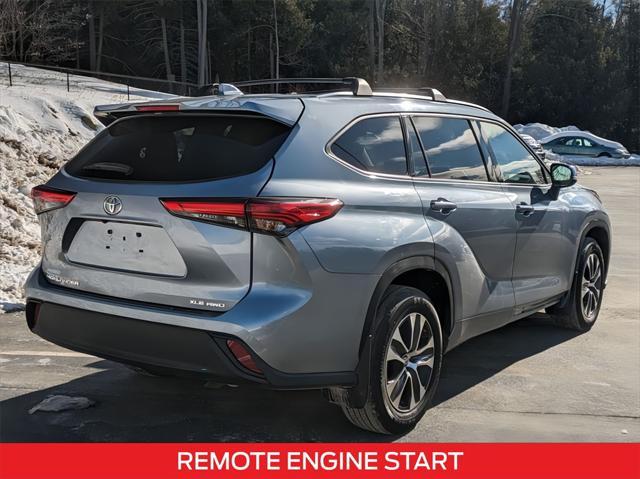 used 2020 Toyota Highlander car, priced at $27,070