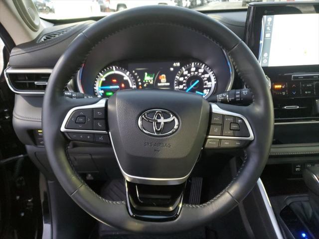 used 2022 Toyota Highlander Hybrid car, priced at $46,825