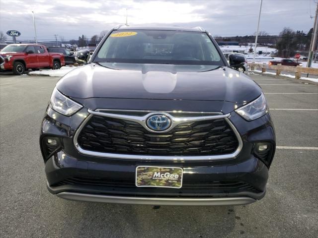 used 2022 Toyota Highlander Hybrid car, priced at $46,825