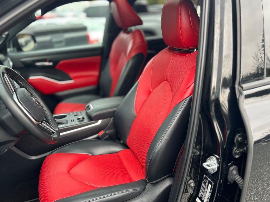 used 2023 Toyota Highlander car, priced at $37,874