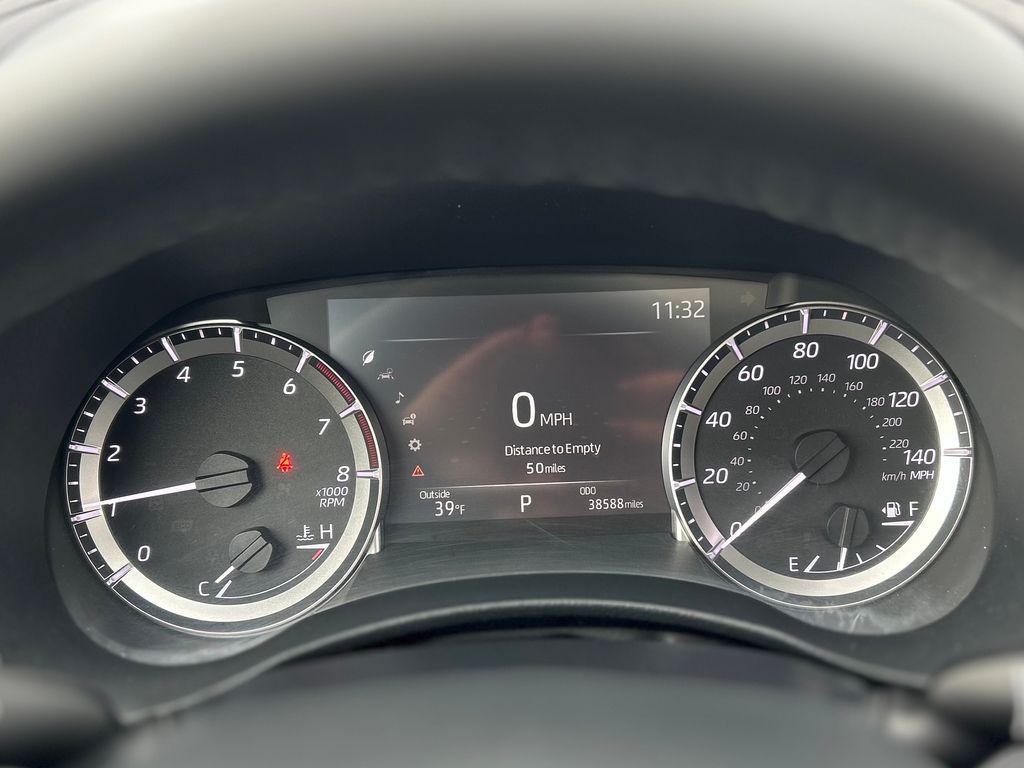 used 2023 Toyota Highlander car, priced at $37,874