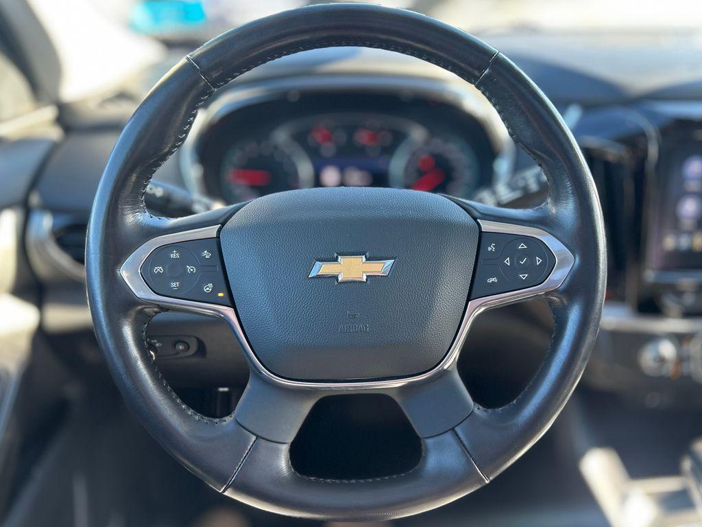 used 2021 Chevrolet Traverse car, priced at $25,604