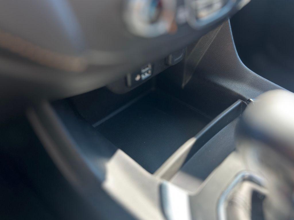 used 2021 Chevrolet Traverse car, priced at $25,604