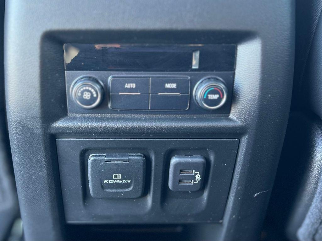 used 2021 Chevrolet Traverse car, priced at $25,604