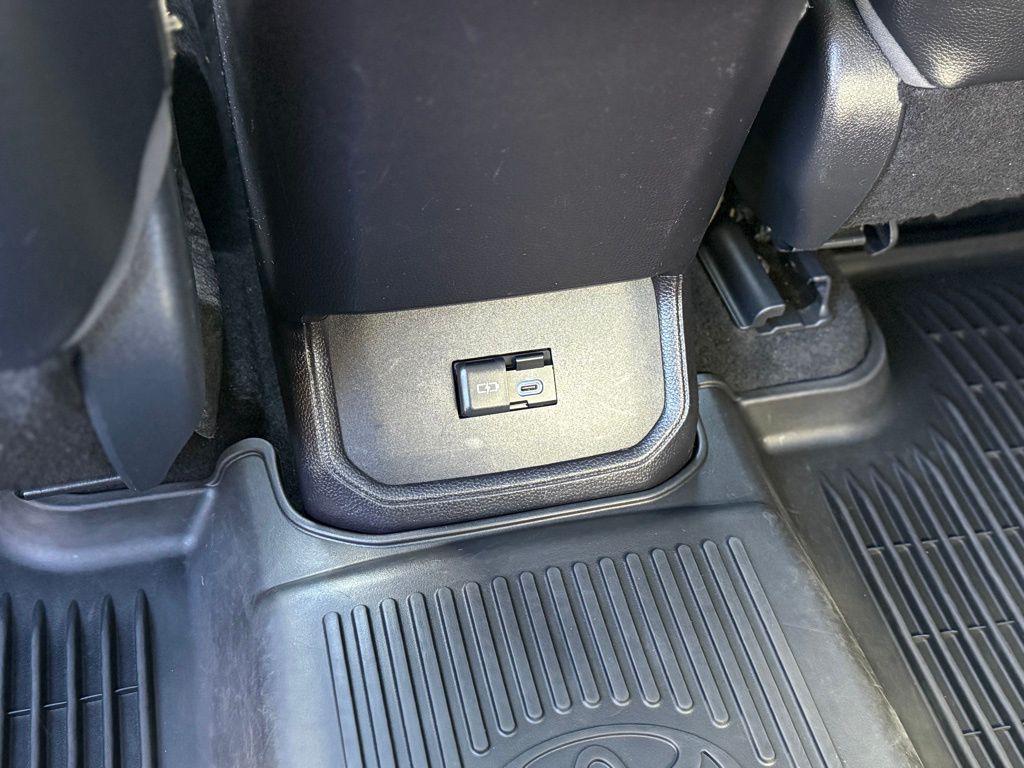 used 2022 Toyota Highlander car, priced at $29,676