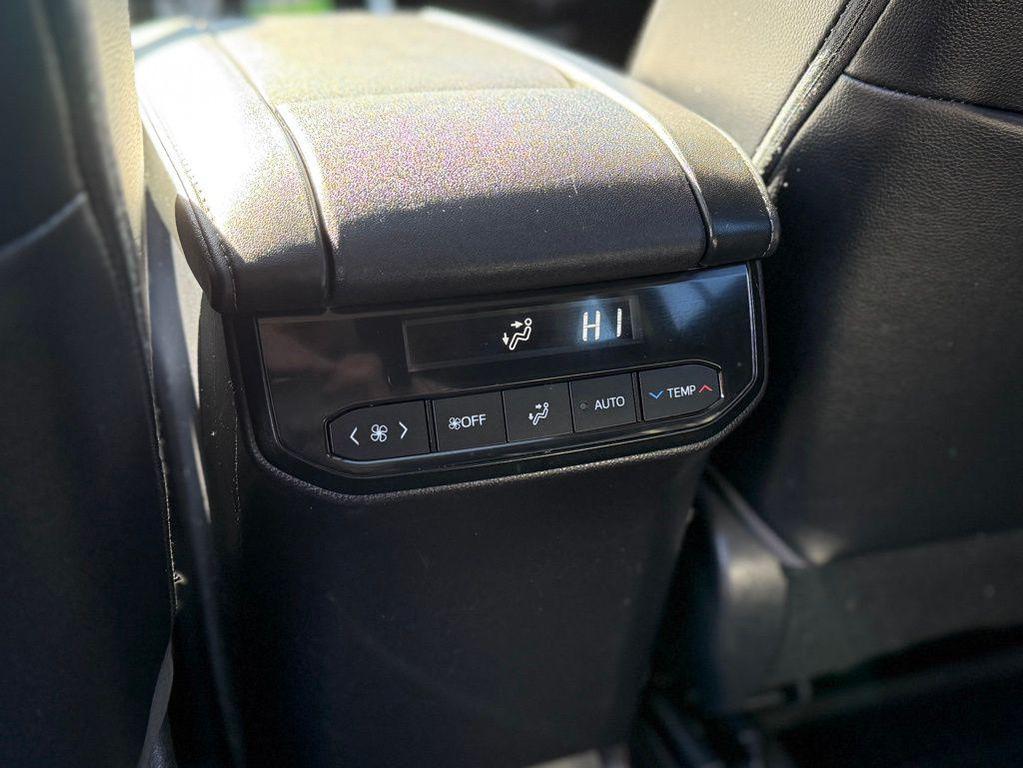 used 2022 Toyota Highlander car, priced at $29,676