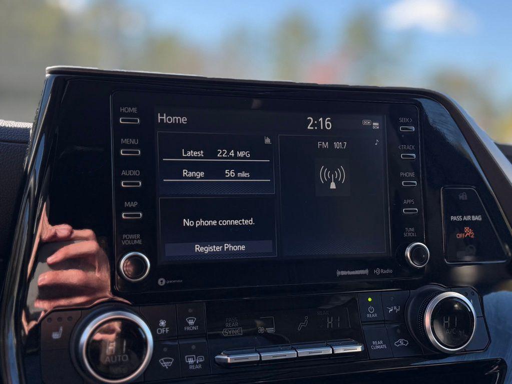 used 2022 Toyota Highlander car, priced at $29,676