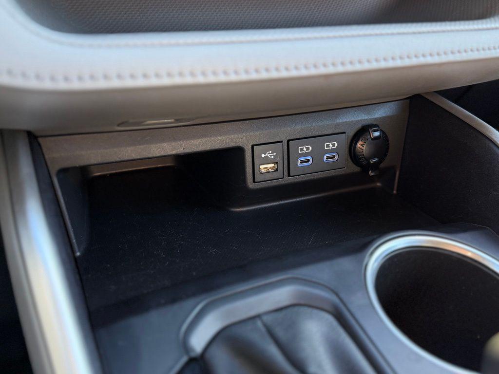 used 2022 Toyota Highlander car, priced at $30,103