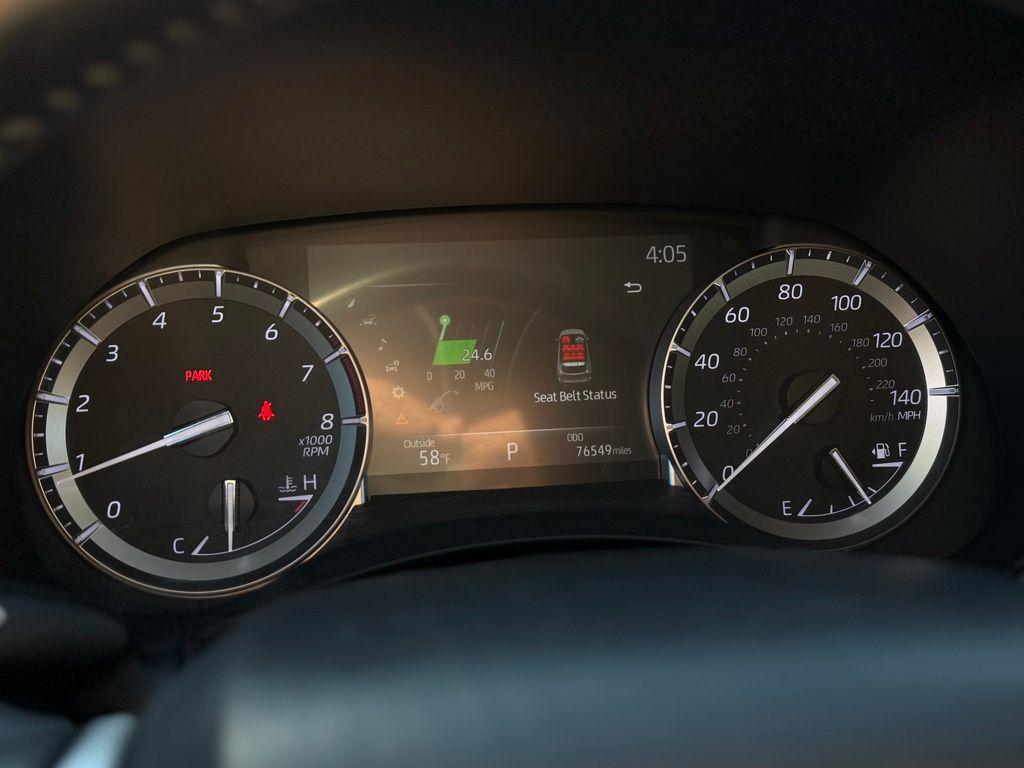 used 2022 Toyota Highlander car, priced at $30,103