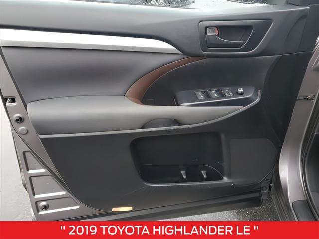 used 2019 Toyota Highlander car, priced at $19,256