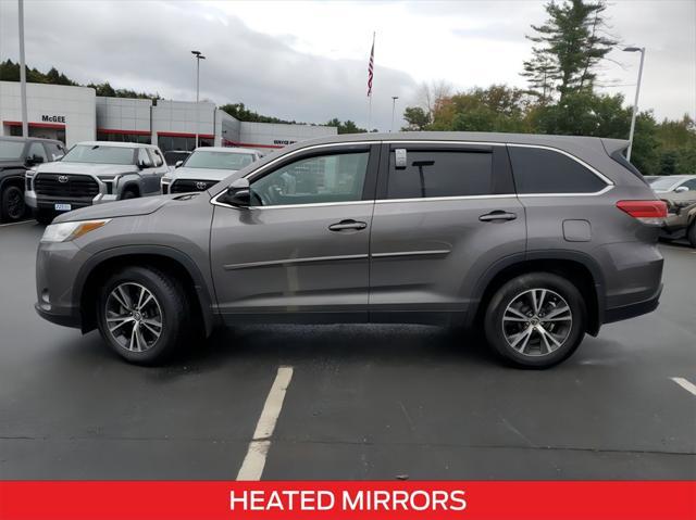 used 2019 Toyota Highlander car, priced at $19,256