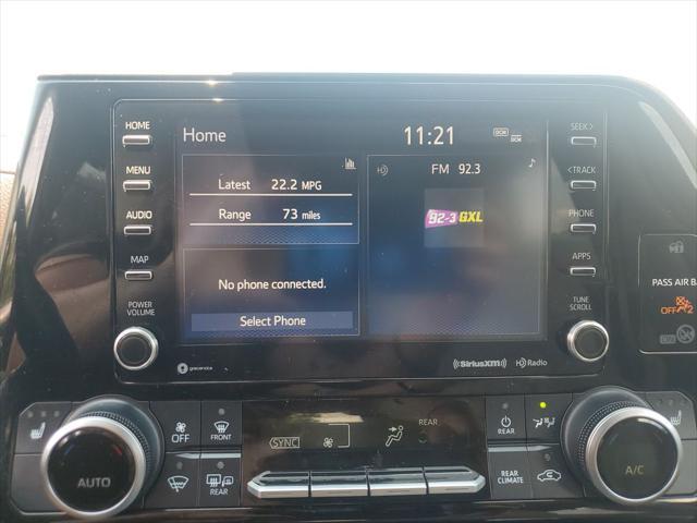 used 2020 Toyota Highlander car, priced at $29,402