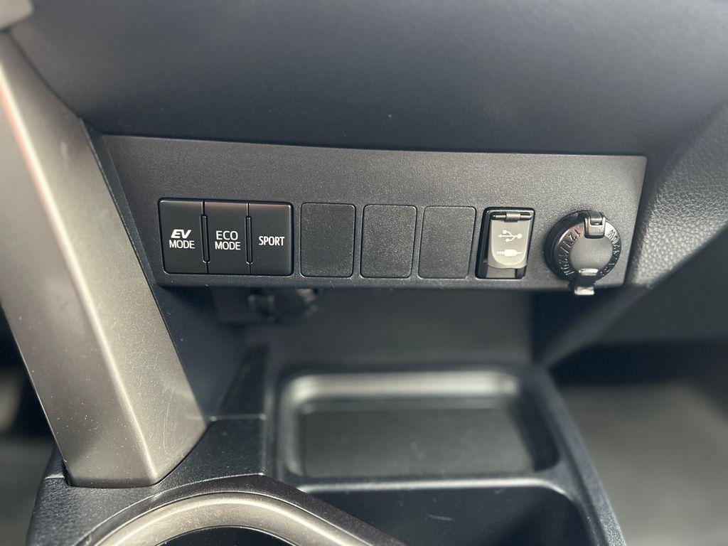 used 2018 Toyota RAV4 Hybrid car, priced at $17,012
