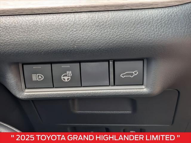new 2025 Toyota Grand Highlander car, priced at $48,457