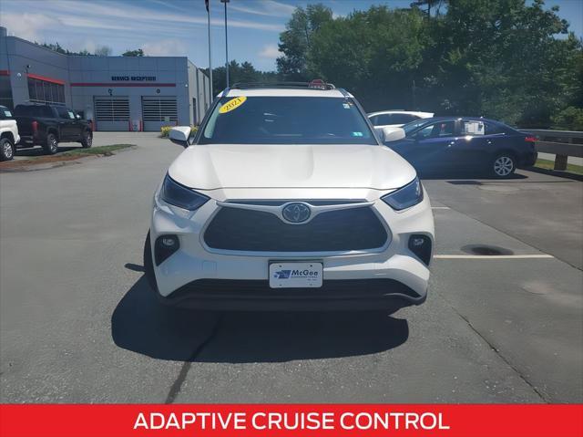 used 2021 Toyota Highlander car, priced at $31,934