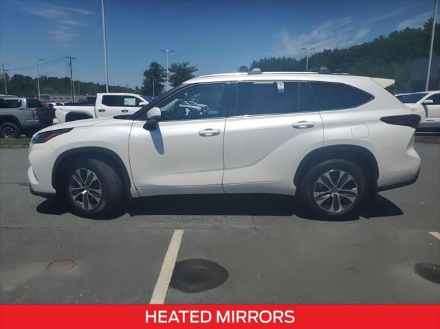 used 2021 Toyota Highlander car, priced at $31,934